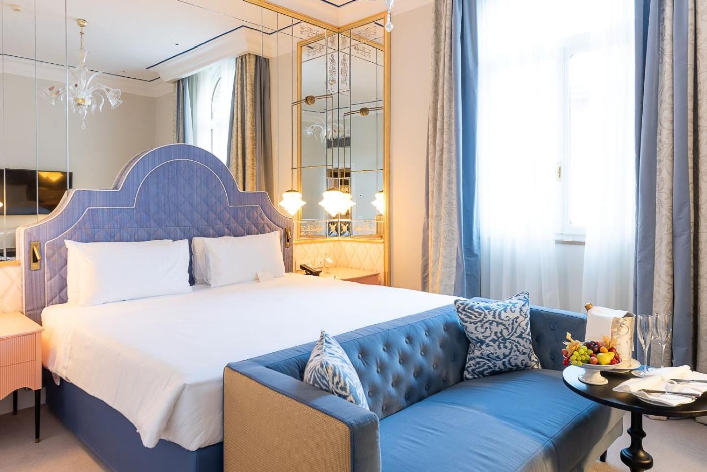 Hotel Excelsior Venice Венеция Лидо Екстериор снимка