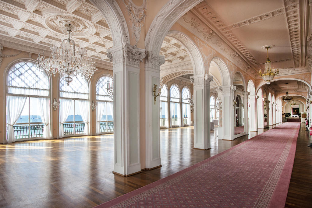 Hotel Excelsior Venice Венеция Лидо Екстериор снимка
