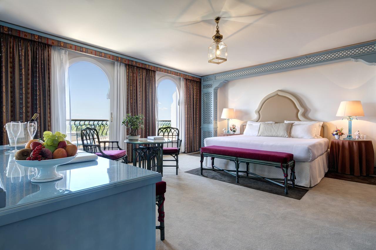 Hotel Excelsior Venice Венеция Лидо Екстериор снимка