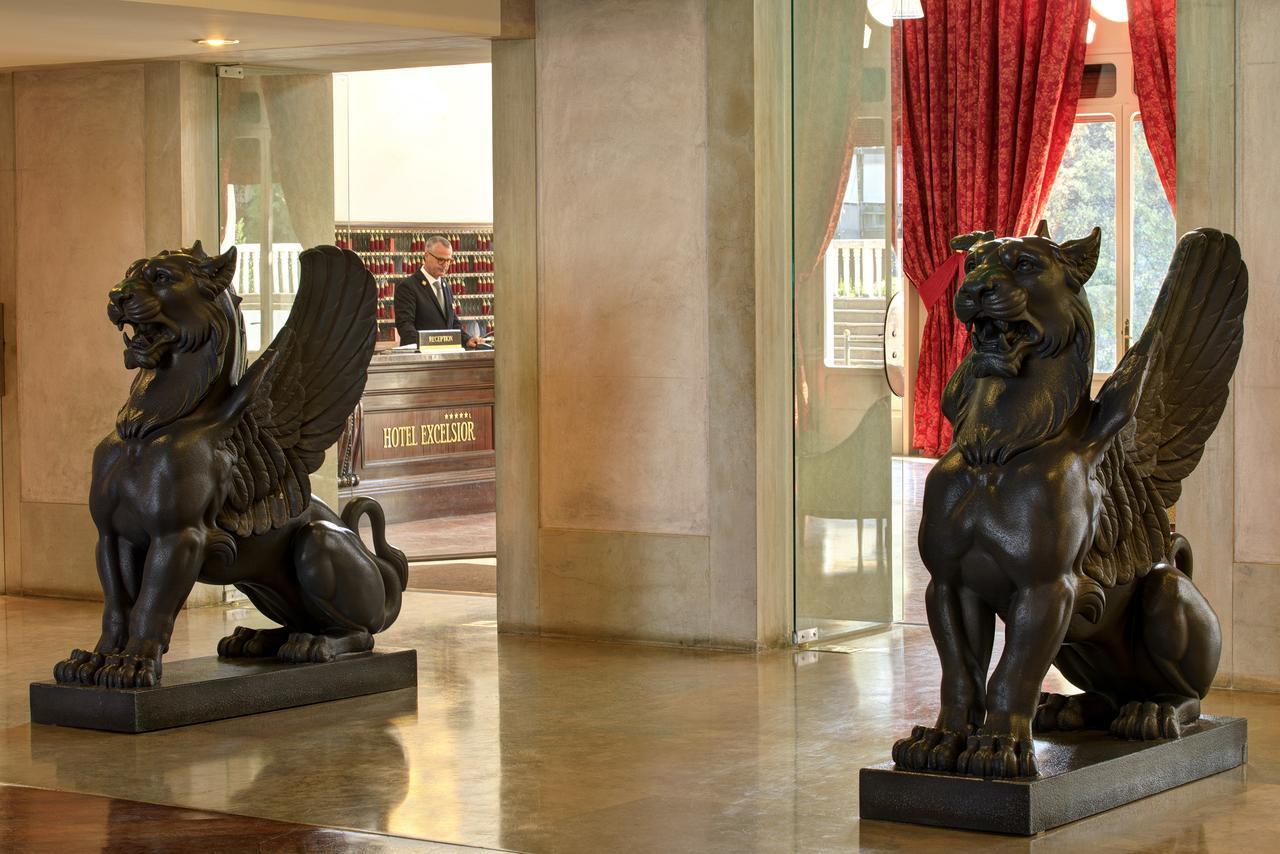 Hotel Excelsior Venice Венеция Лидо Екстериор снимка