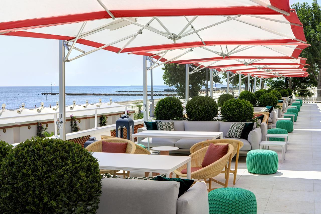 Hotel Excelsior Venice Венеция Лидо Екстериор снимка